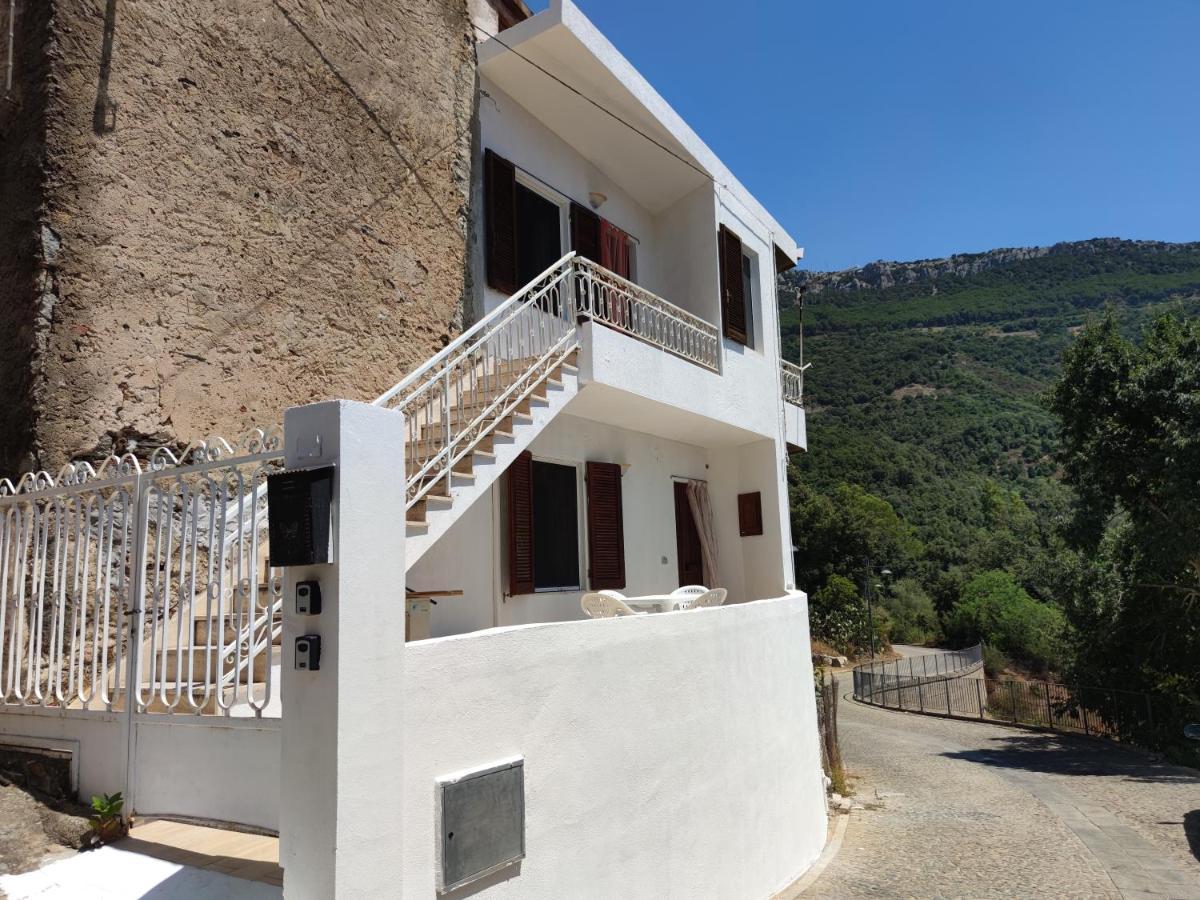 Sa Dommu 'E Su Coro Villa Triei Exterior photo